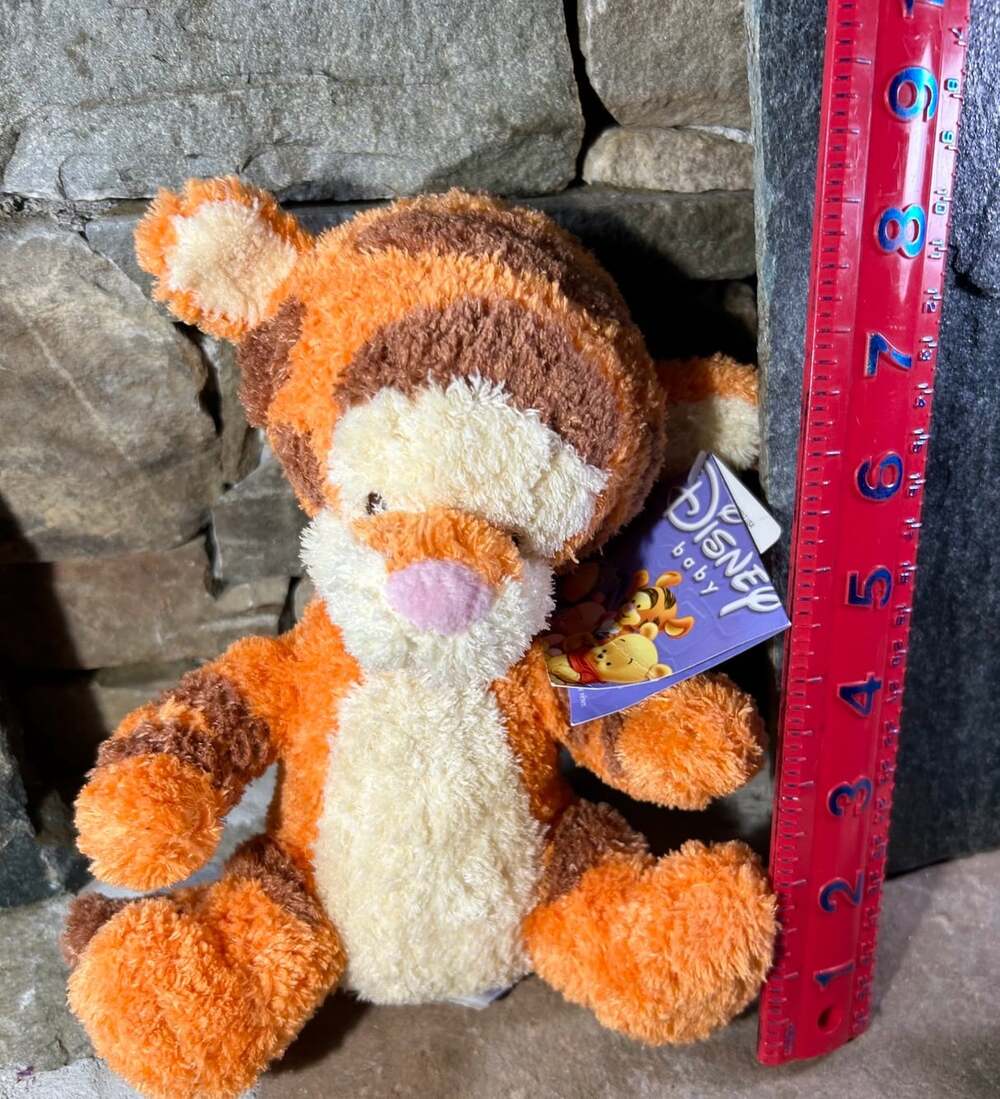 Gund Disney Baby TIGGER Winnie the Pooh Plush Stuffed Animal Soft Fuzzy 8” Tiger